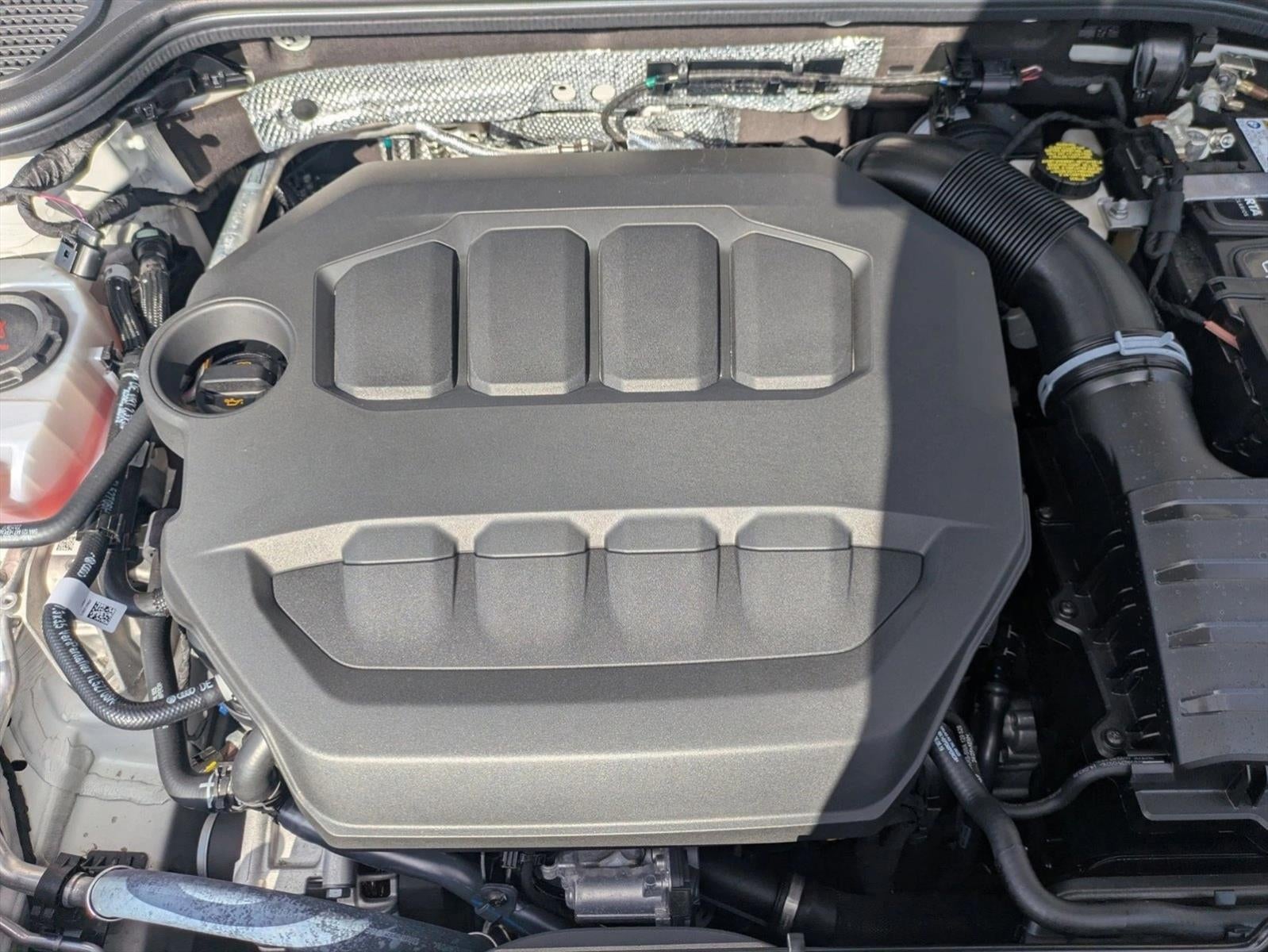 2025 Volkswagen Golf GTI 2.0T SE DSG