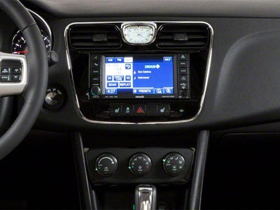 2013 Chrysler 200 4dr Sdn Limited