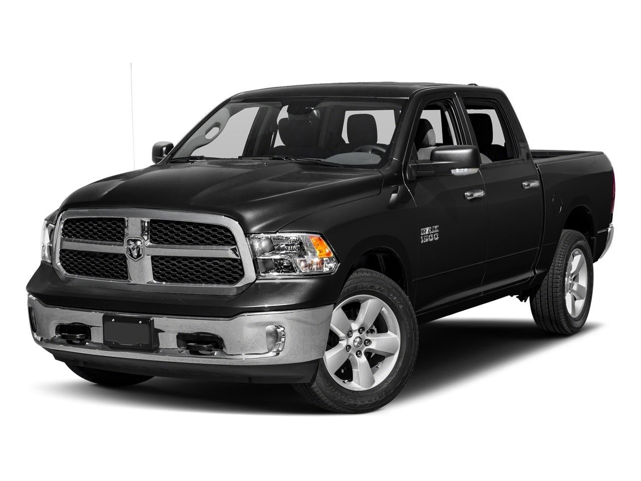 2017 RAM 1500 Lone Star 4x4 Crew Cab 5'7" Box