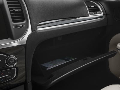 2017 Chrysler 300 Limited RWD