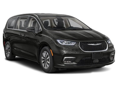 2024 Chrysler Pacifica Hybrid Pinnacle FWD