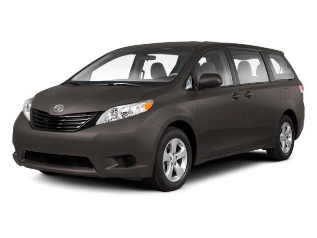 2013 Toyota Sienna 5dr 8-Pass Van V6 XLE FWD (Natl)