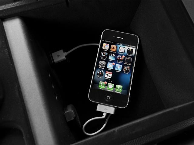 2014 INFINITI Q60 2dr Auto AWD