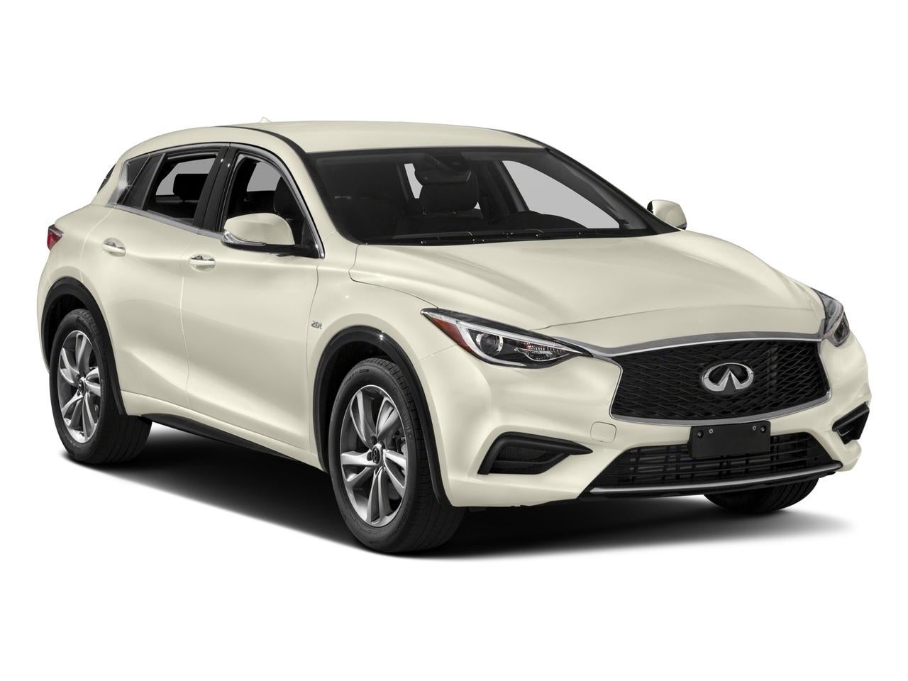 2017 INFINITI QX30 Luxury AWD