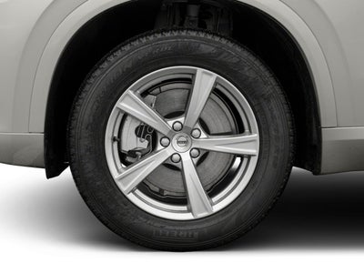 2017 Volvo XC90 T5 FWD 5-Passenger Momentum