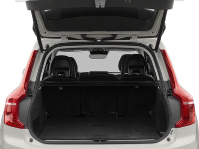 2017 Volvo XC90 T5 FWD 5-Passenger Momentum