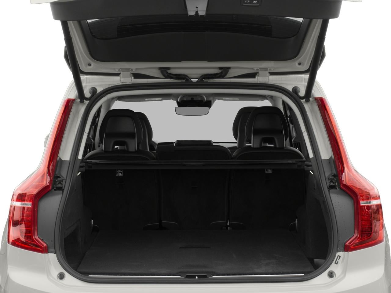 2017 Volvo XC90 T5 FWD 5-Passenger Momentum