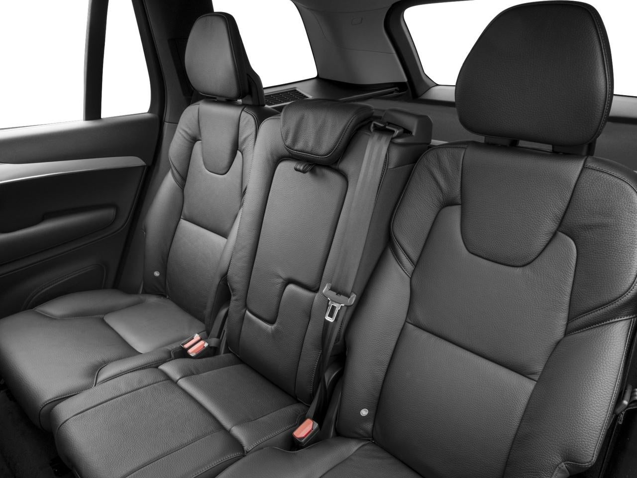 2017 Volvo XC90 T5 FWD 5-Passenger Momentum