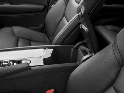 2017 Volvo XC90 T5 FWD 5-Passenger Momentum