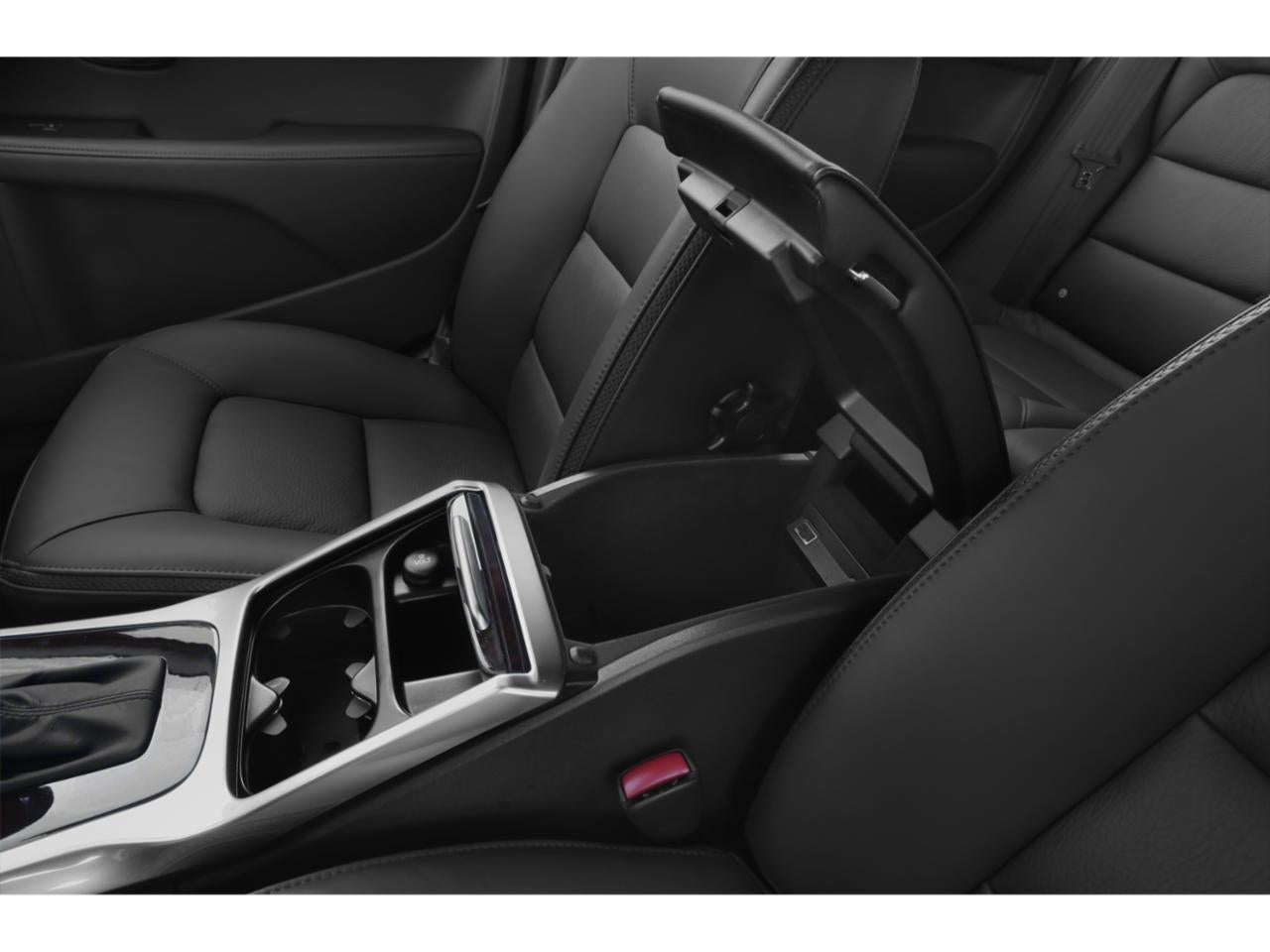 2015 Volvo XC70 FWD 4dr Wgn T5 Drive-E Premier Plus